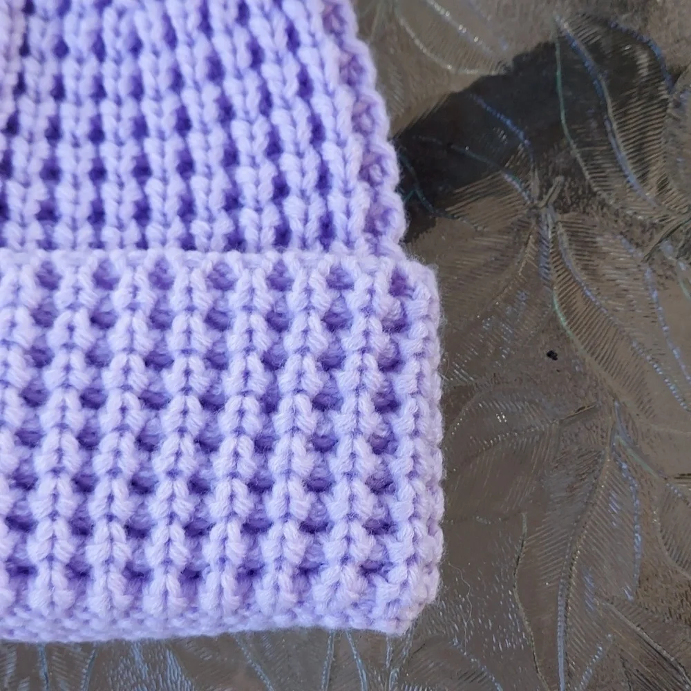 New! No boundaries hat. One size.